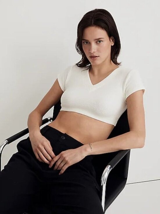 Madewell Tops - Madewell V Neck Crop Tee Thermal Waffle Knit in Lighthouse Size Large